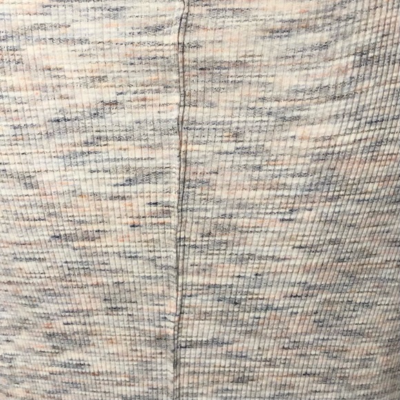 Free People We the Free Stone Cold Split Back Turtleneck Tunic Top Size M - Picture 6 of 8